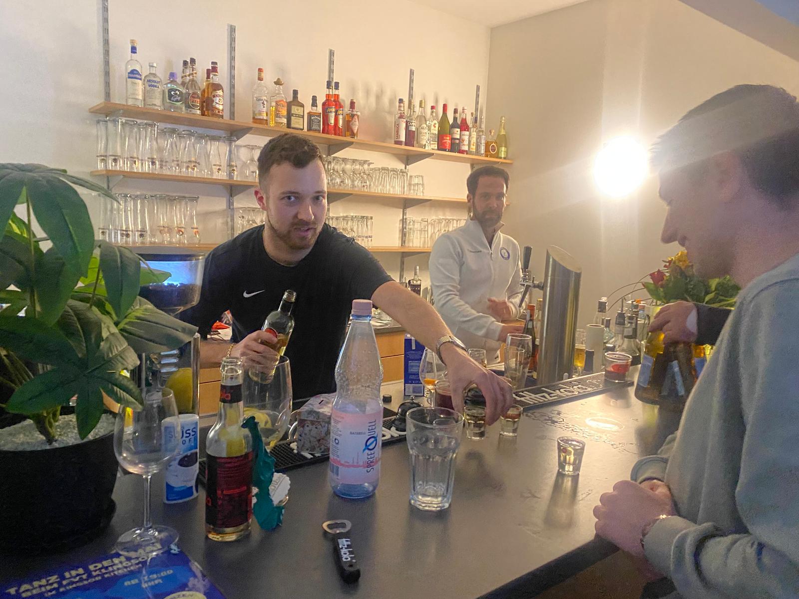 Tresenbereich "live" und in Betrieb