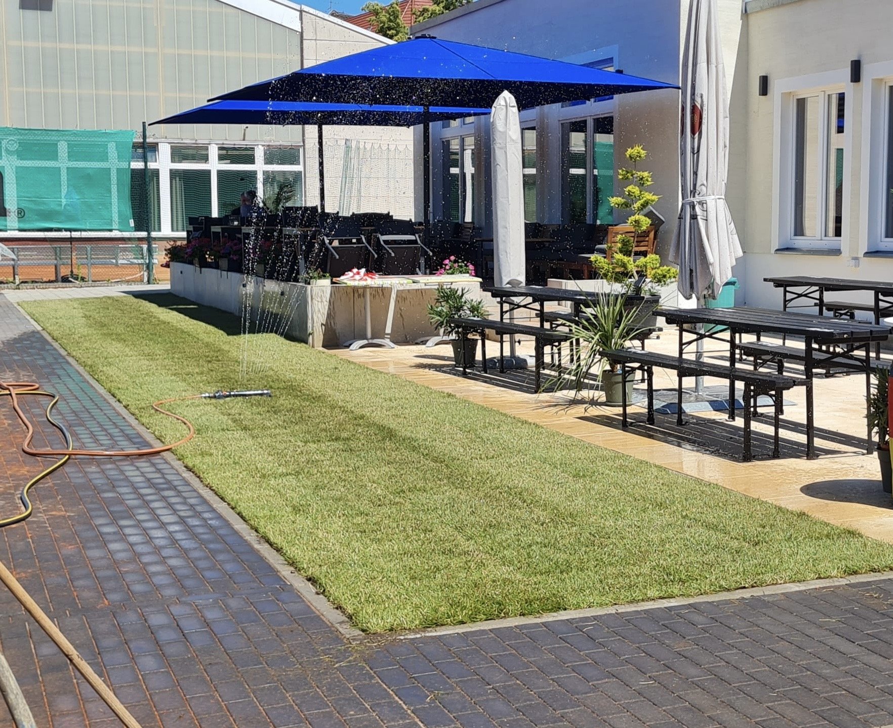 Erneuerung Außenanlagen und neue Terrasse der FVT Klingsor Berlin
